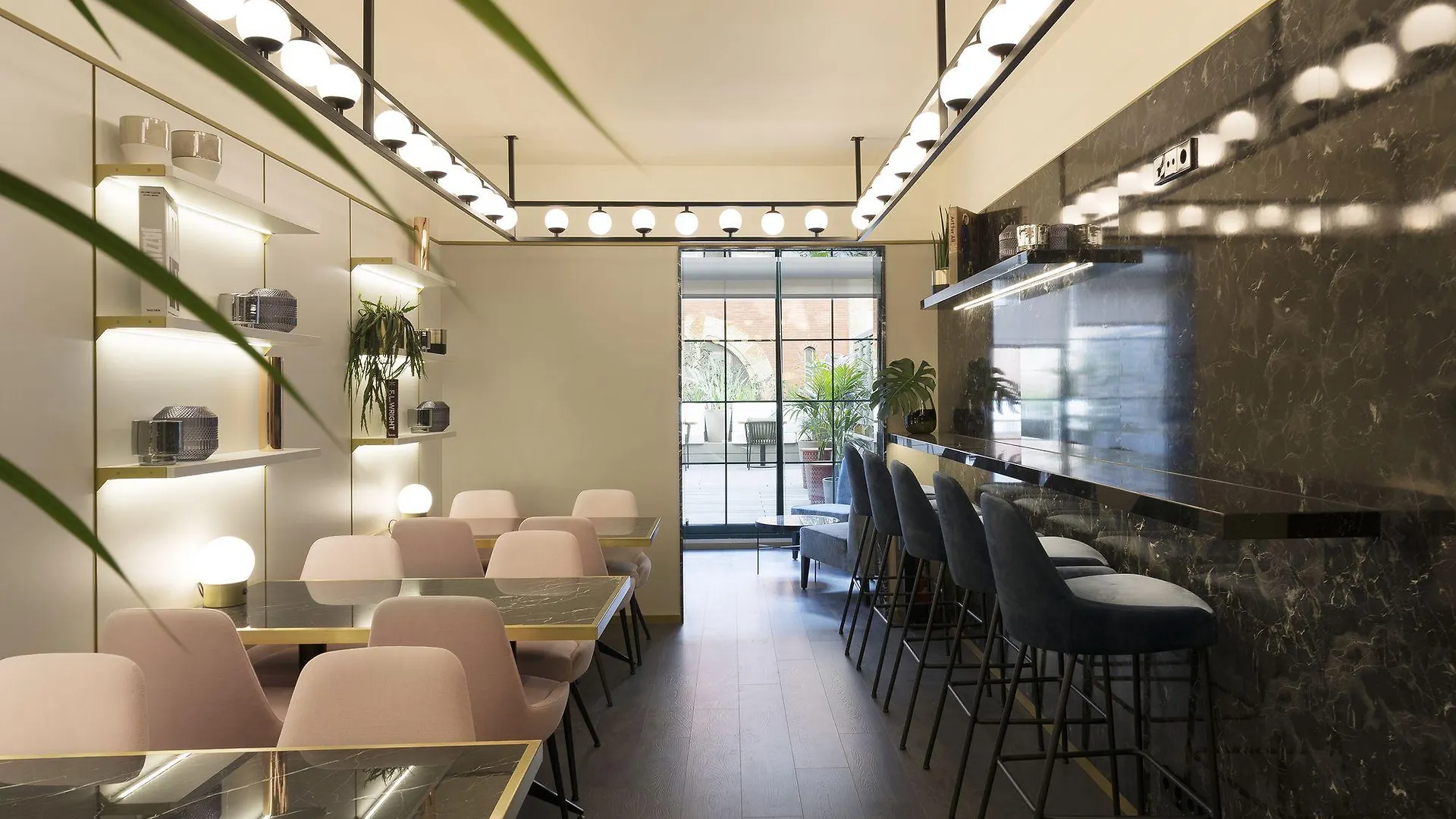 Coolrooms Paseo De Gracia Barcelona