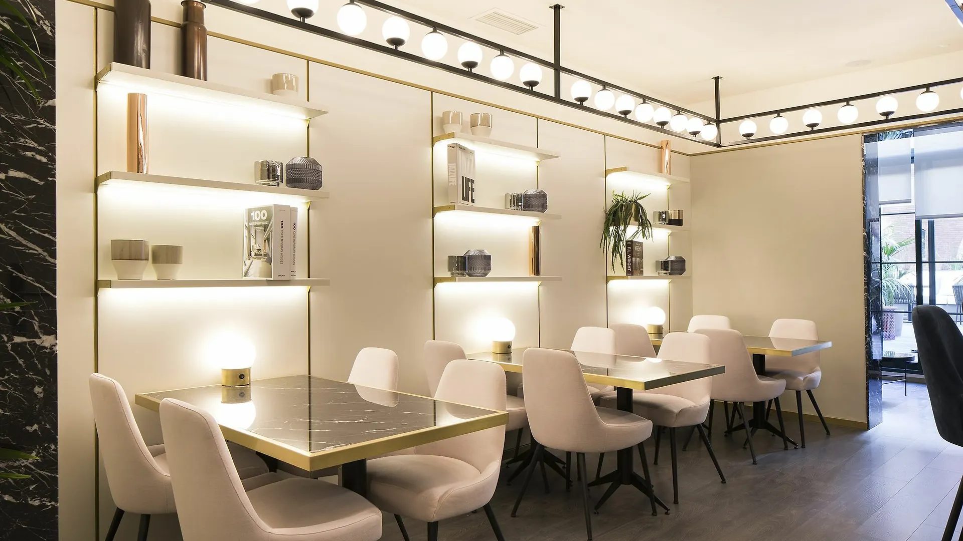 Coolrooms Paseo De Gracia Barcelona